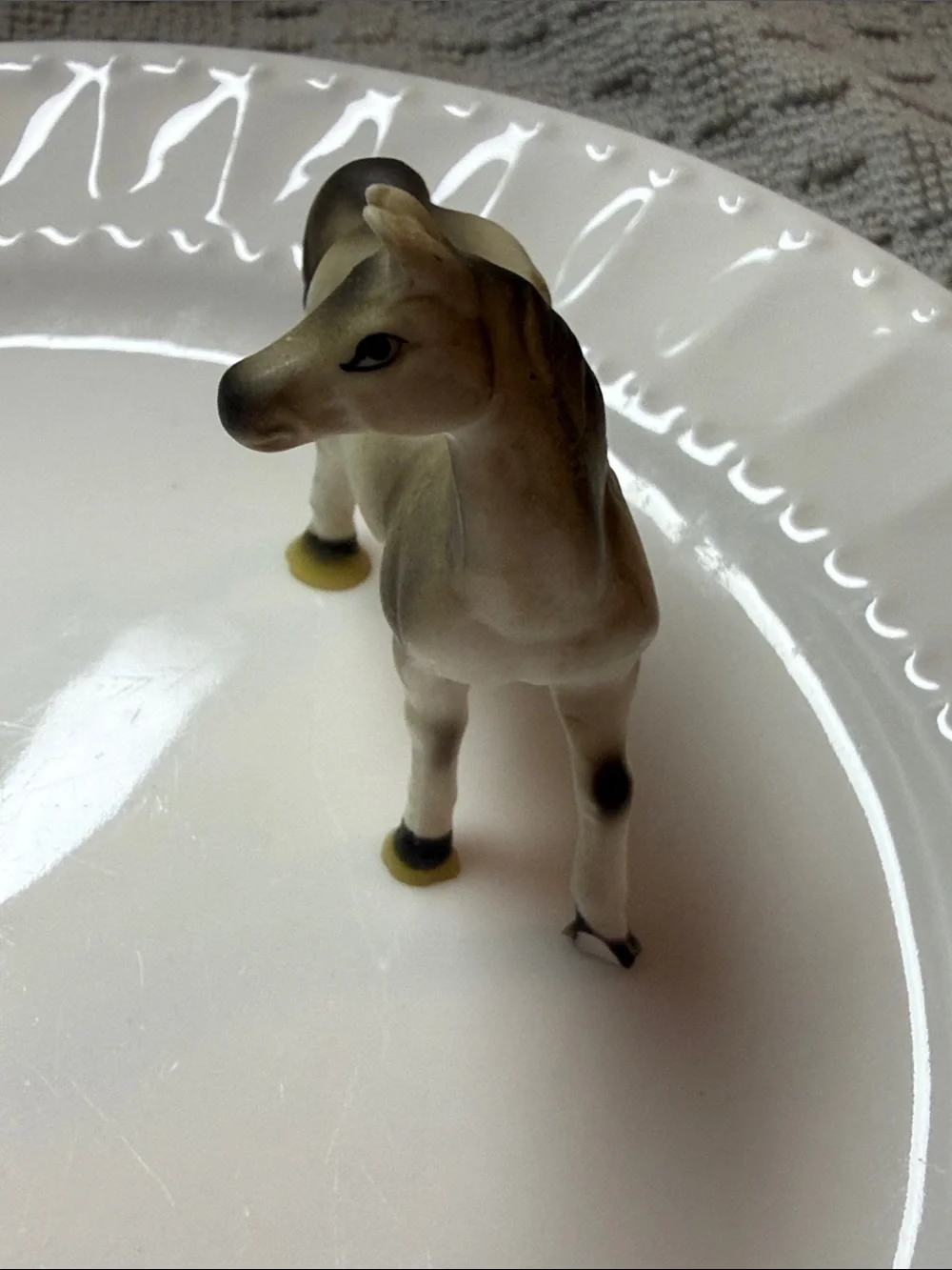 Vintage miniature ceramic horse figurines